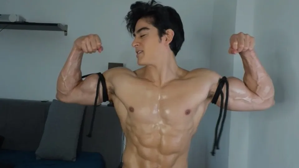 VERBAL JOCK OILING & FEELING UP HIS CHISELED BODY - ThisVid.com