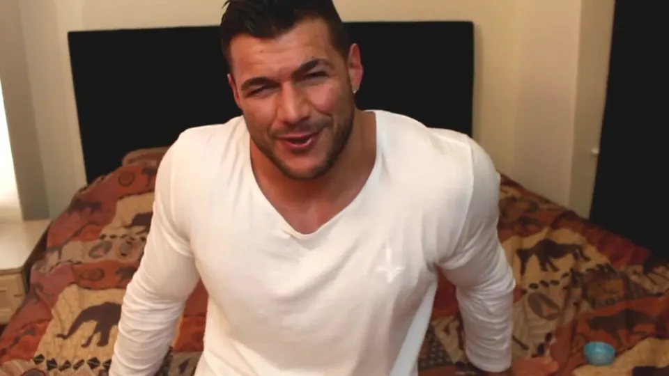 Verbal muscle Jo shua - video 3 - ThisVid.com