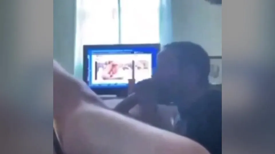 Verbal str8 sucked off by gay bro - ThisVid.com