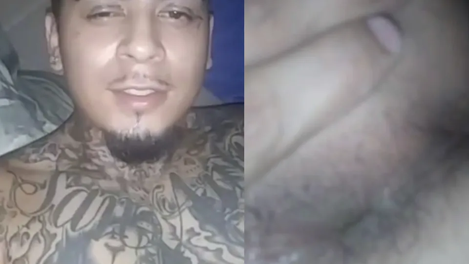 Verbal str8 thug jacking his uncut cock - ThisVid.com