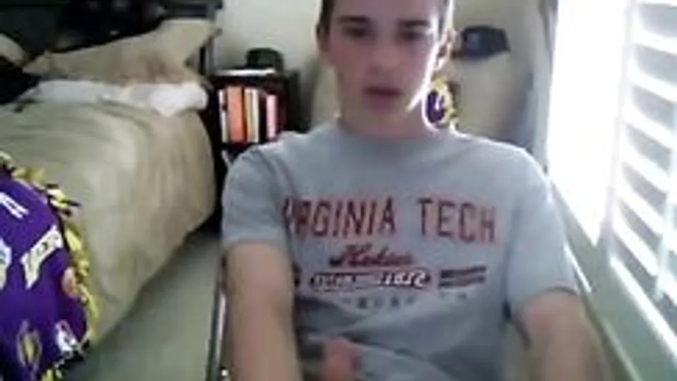 Cute 18-Year-Old Twinks Masturbate on Webcam
