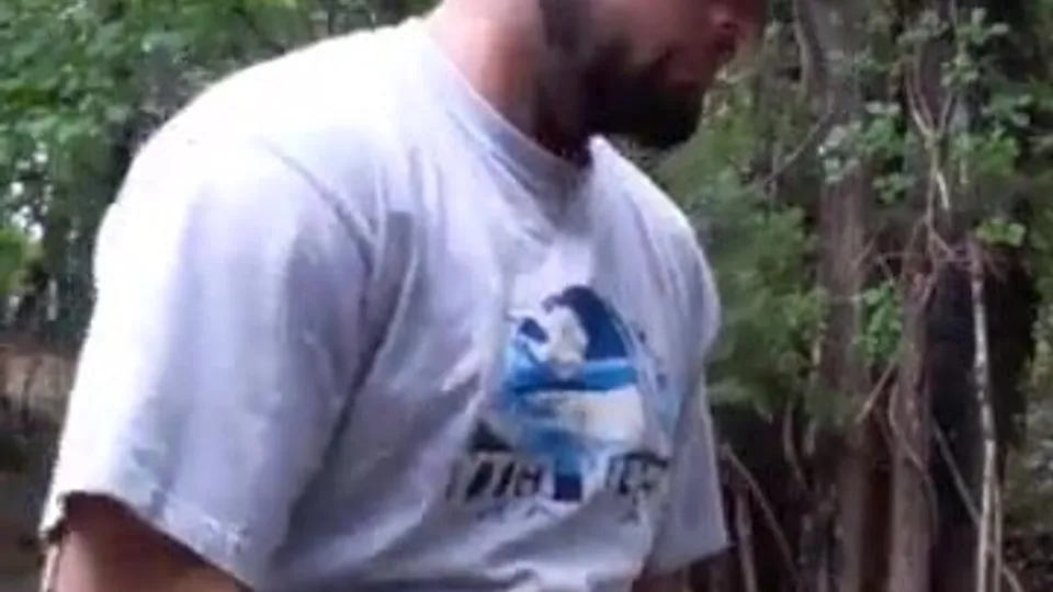 Very hot str8 country alpha jacks off outdoors - ThisVid.com
