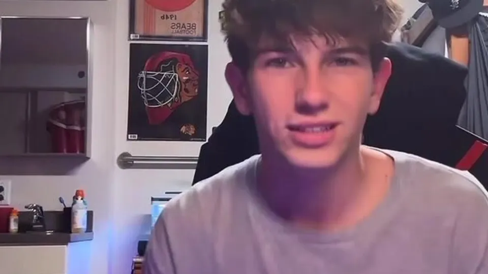 College Guy Shows Feet on TikTok Live