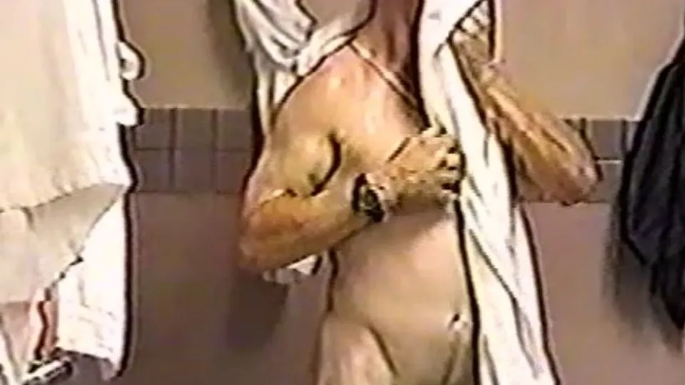 Vintage Swimmers Showers - ThisVid.com