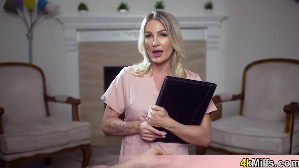 Watch Andi Avalon is a handjob expert MILF  - 2024