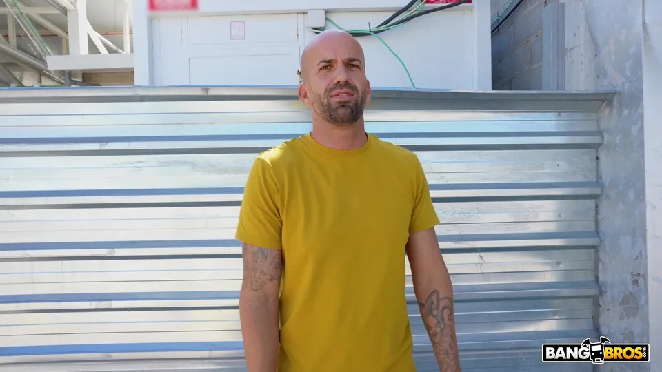 Lia Lin in Public VR Bang