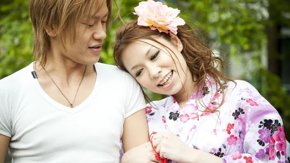 Watch Ravaged Japanese beauty wears stunning kimono before getting creampie in this vintage adult film  - 2024