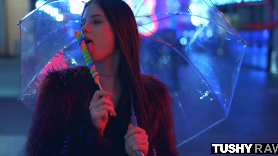 Brunette's Anal Obsession