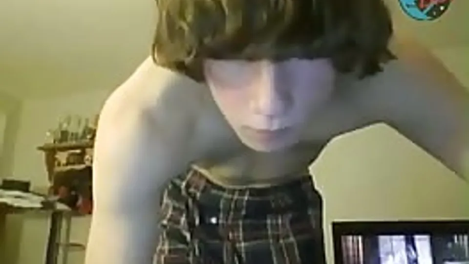 Webcam selfsucking twink young gay