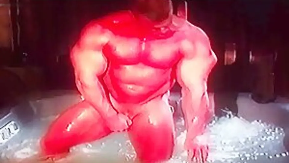 🔥Wet and naked💦 beefymuscle.com