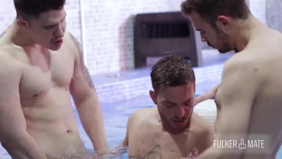 Spanish Top Koldo Goran & Apolo Fire Bareback Rico Fatale in Sauna Barcelona Pool