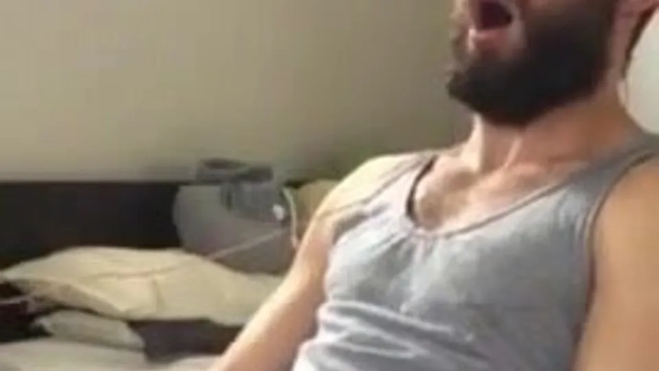 What a shooter - video 2 - ThisVid.com