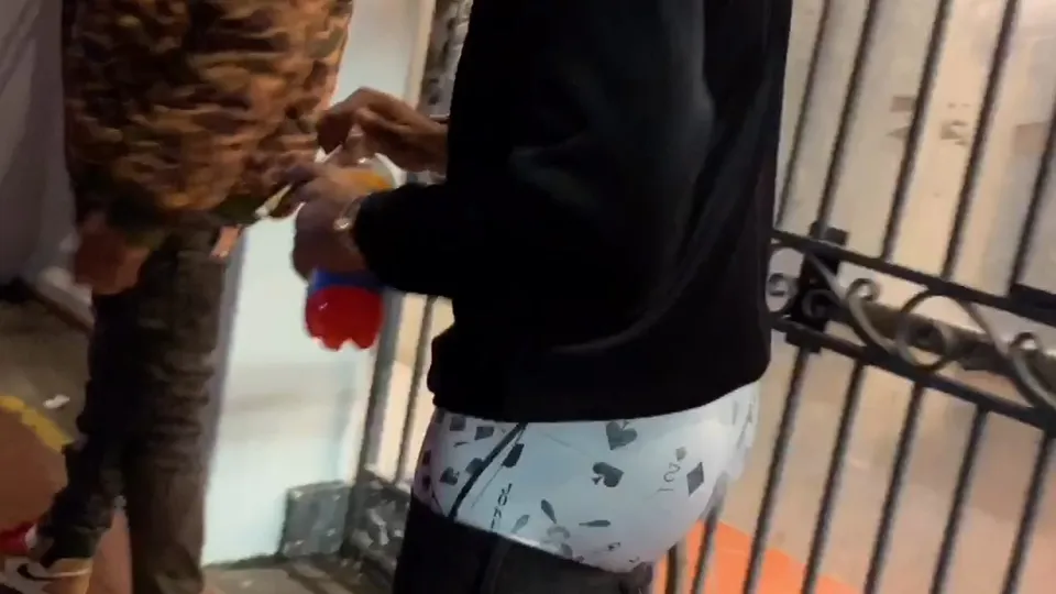 While Saggin He Asked "Why You Keep Following Me" - ThisVid.com