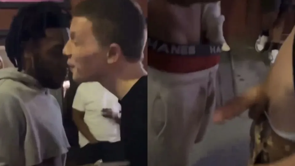 White bro *FLASHES* Black bro - ThisVid.com 日本語で
