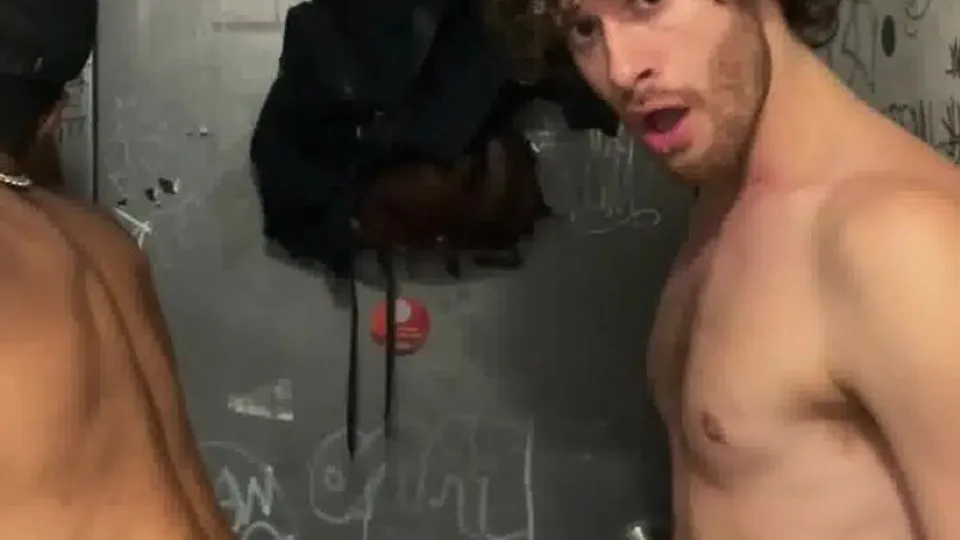 White top fucks black bottom in bathroom stall - ThisVid.com