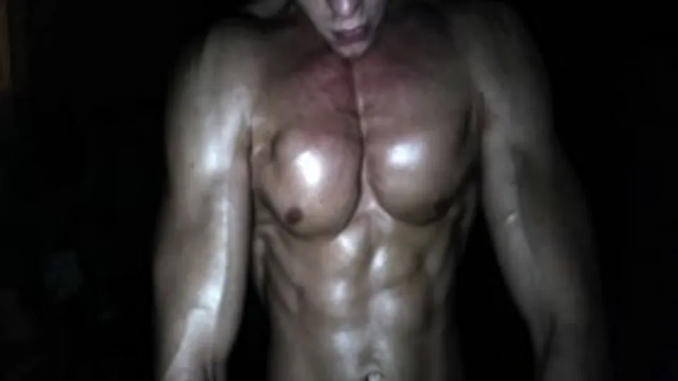 Who is this hot cam guy?