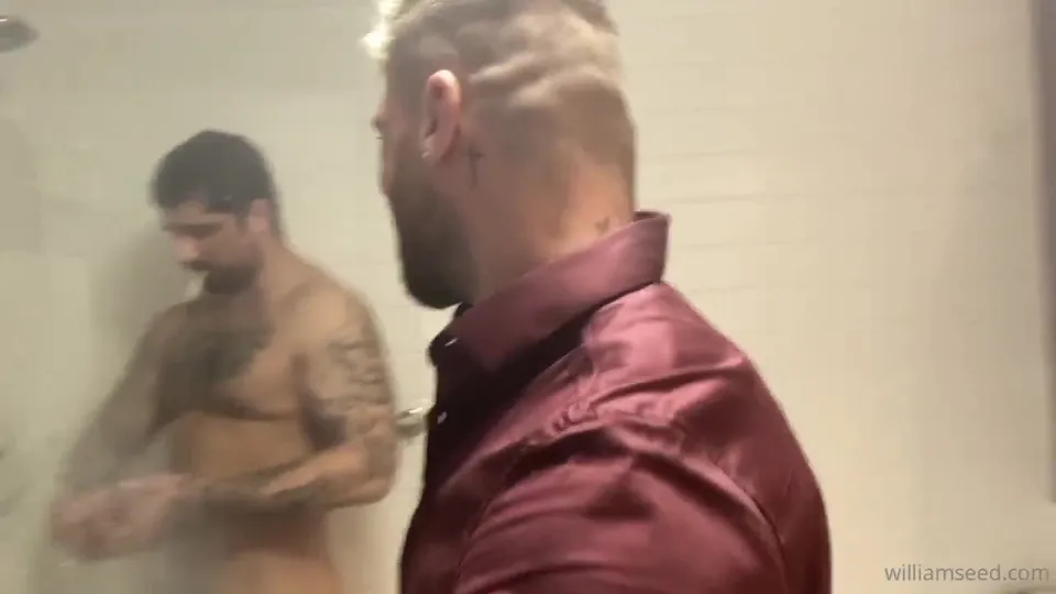 William Seed & Ryan Bones in shower.mp4