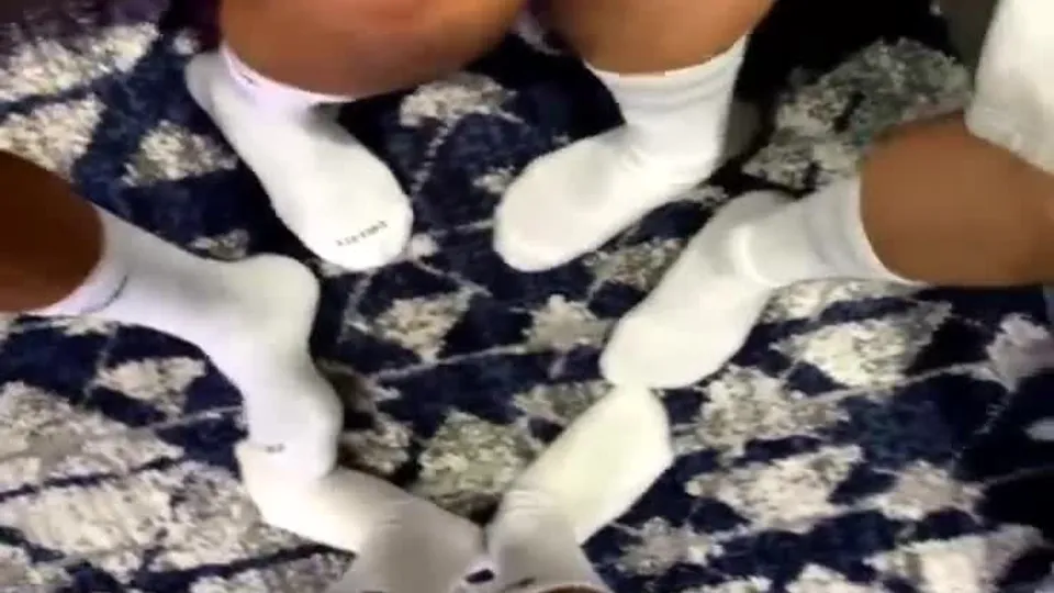 Threesome Flip-Fuck Gangbang