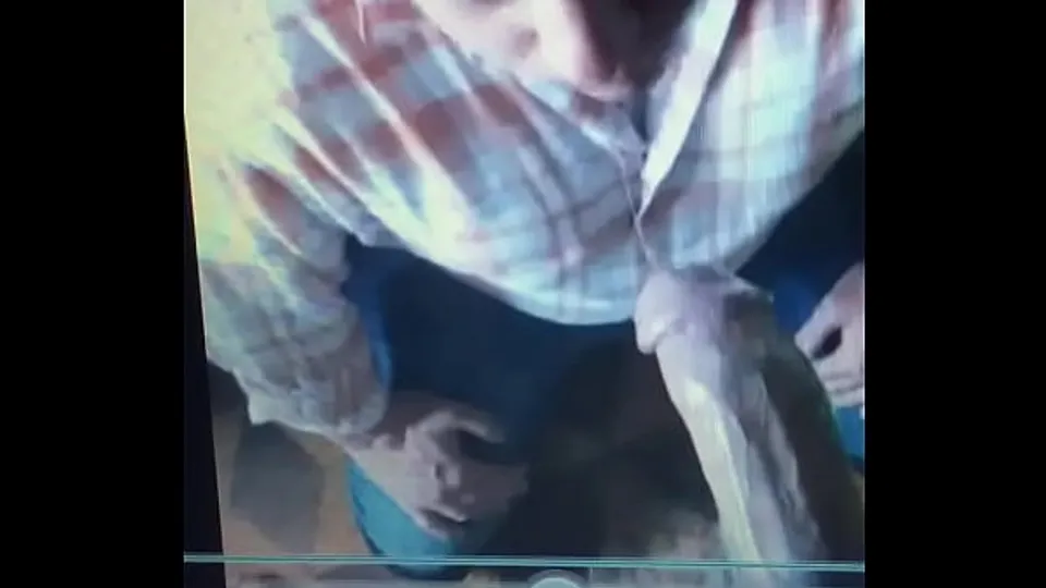 Submissive MILF Loves to Swallow