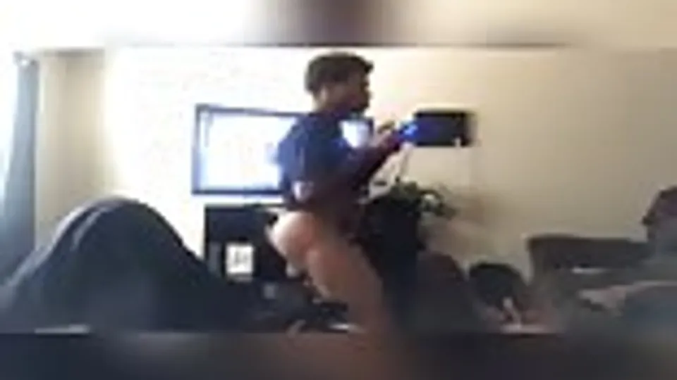 Black Trade Gets Blown by Older Man