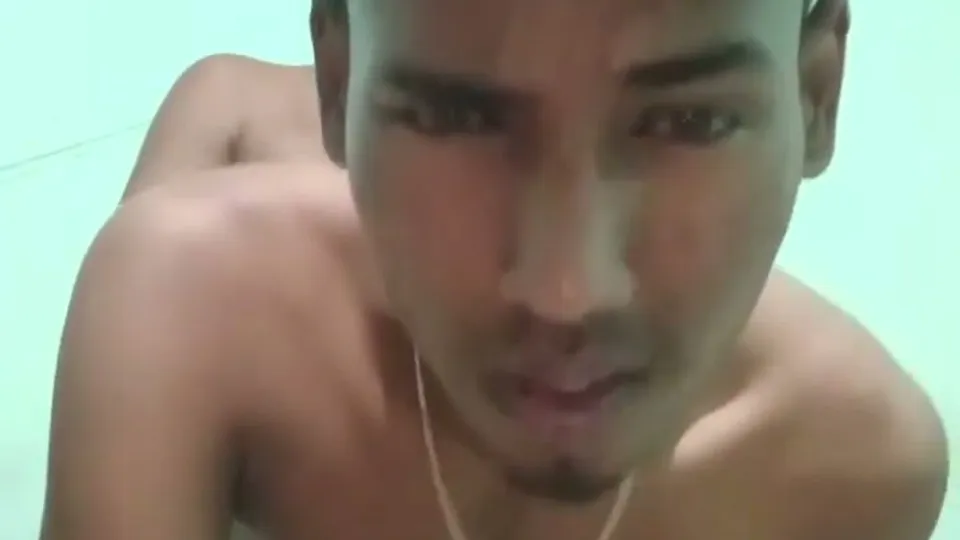 Young Desi Men - ThisVid.com