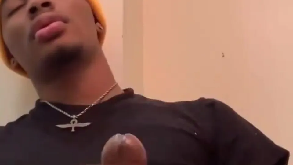 Young handsome black guy jacks off - ThisVid.com