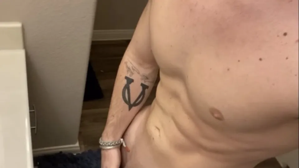 Young Jacked Alpha shows dick in chaotic shower jerkoff - ThisVid.com