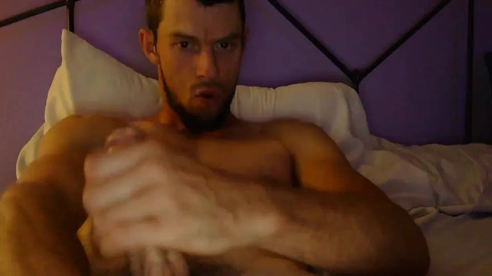 Young NY White Guy Cums On His Bed Sheets - ThisVid.com