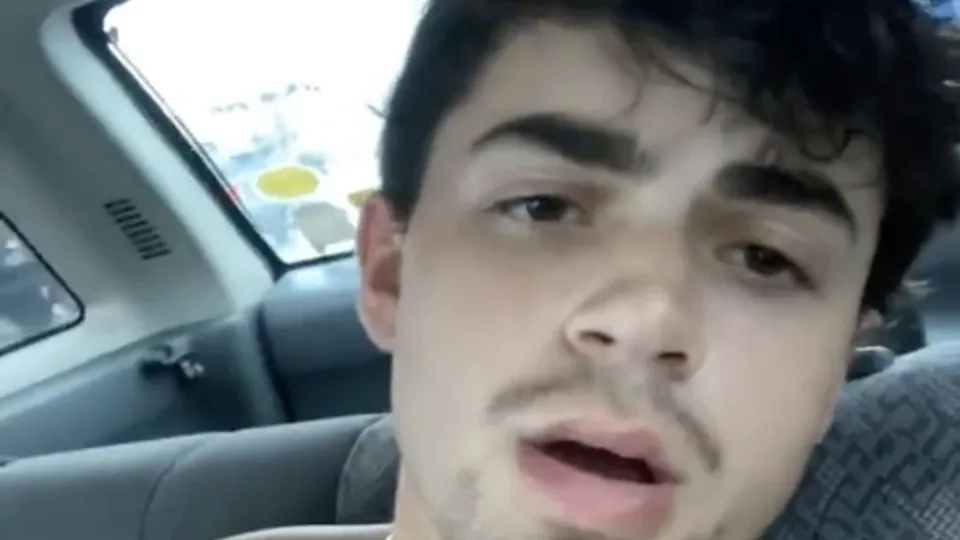 Young redneck jock stroking cock in his car (no cum) - ThisVid.com