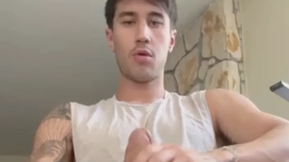 Young redneck jock stroking dick in his chair (no cum) - ThisVid.com