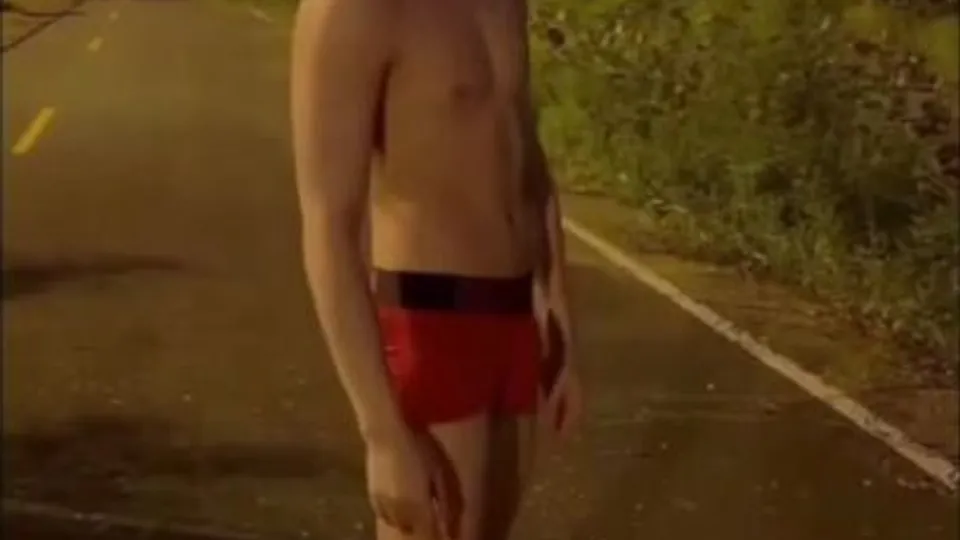 Young Thai boys roadside public fuck