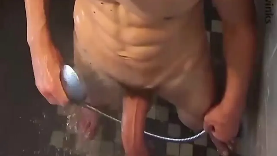Young twink in the shower - ThisVid.com