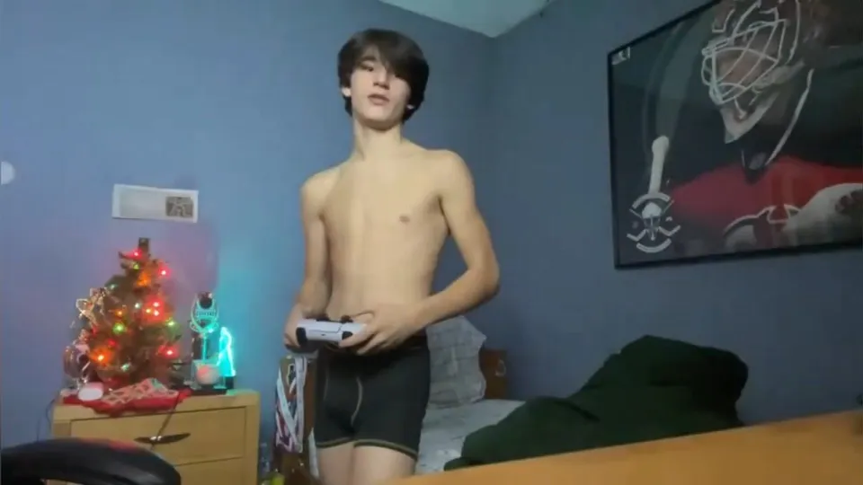 Yummy YouTuber hunter Livestreams