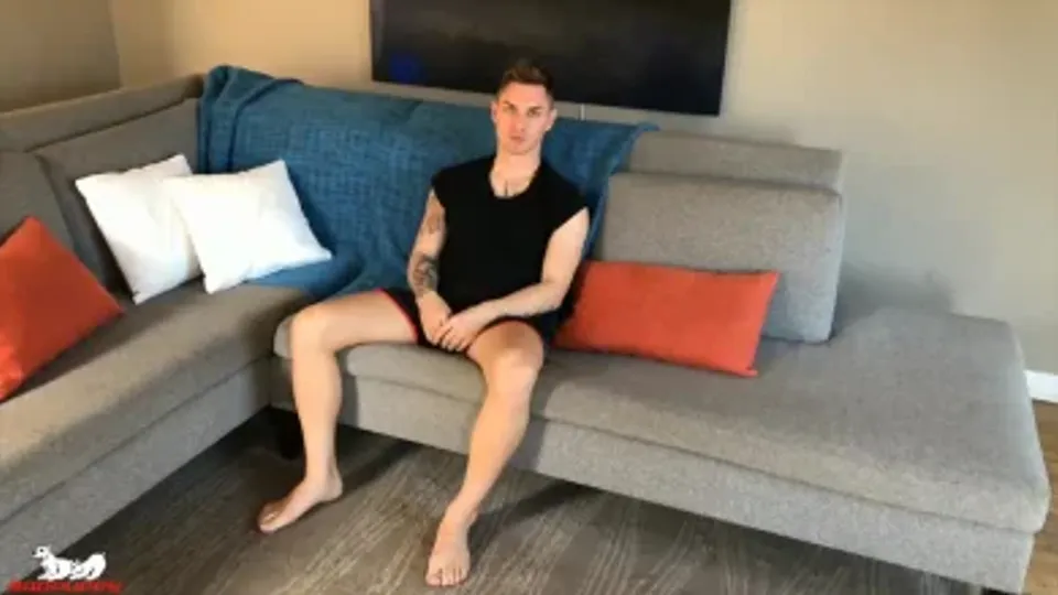 Zak Solo Play on PornDoe.com
